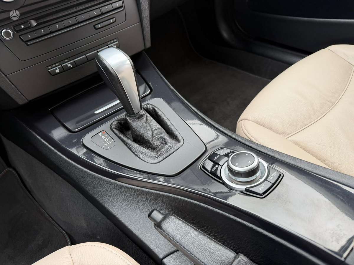 BMW 320, 2.0 l., wagon