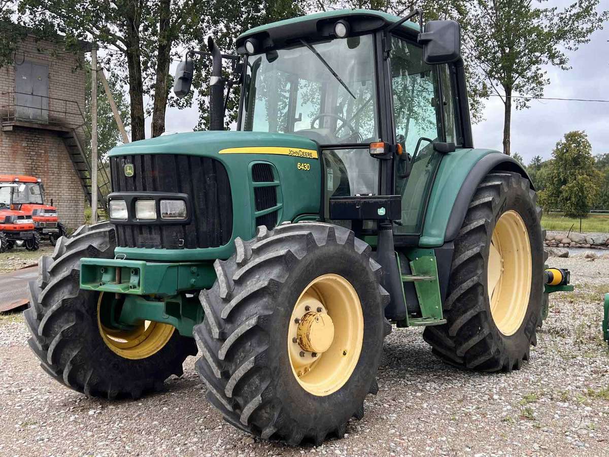 John Deere 6430, traktori
