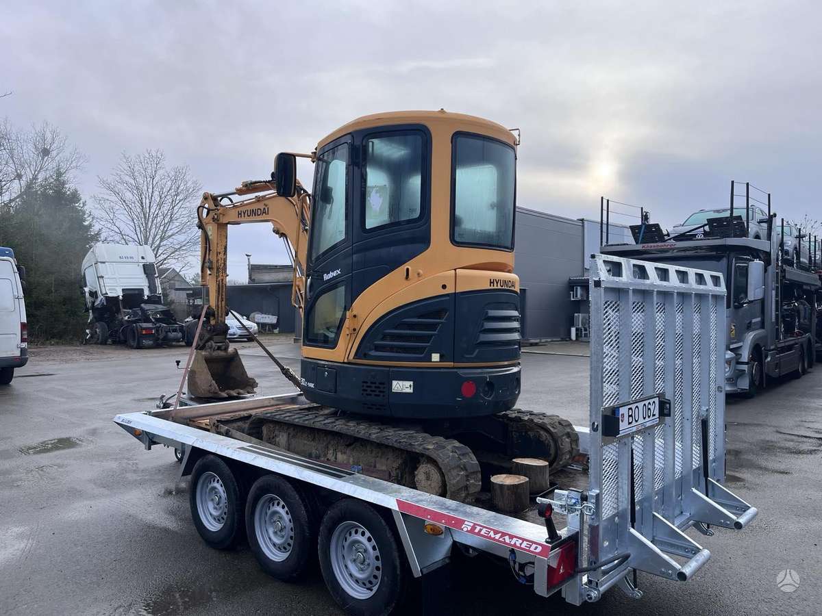 Hyundai R30Z-9AK, mini ekskavatoriai