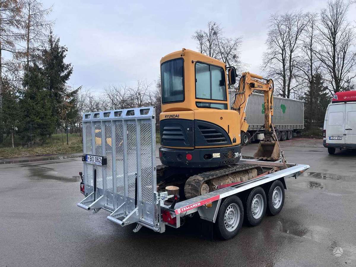 Hyundai R30Z-9AK, mini ekskavatoriai