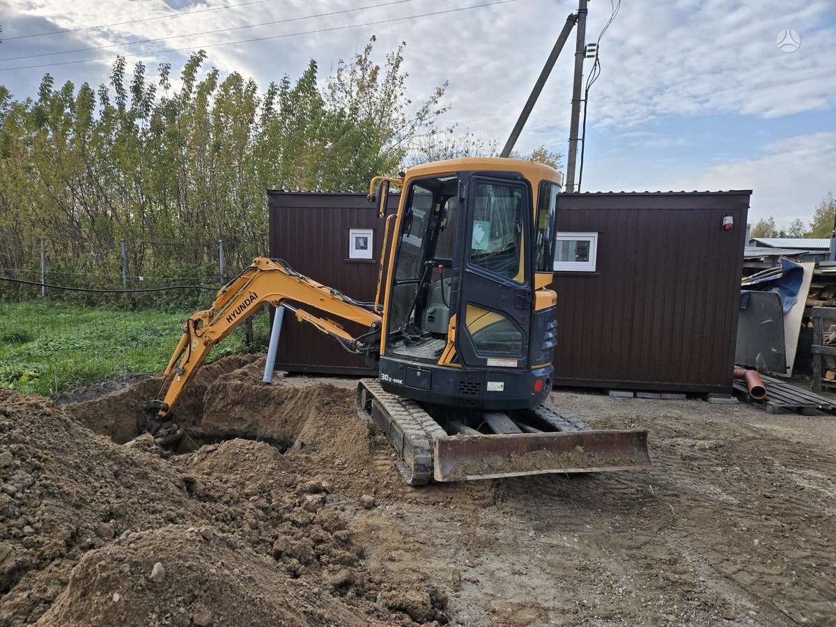 Hyundai R30Z-9AK, mini ekskavatoriai
