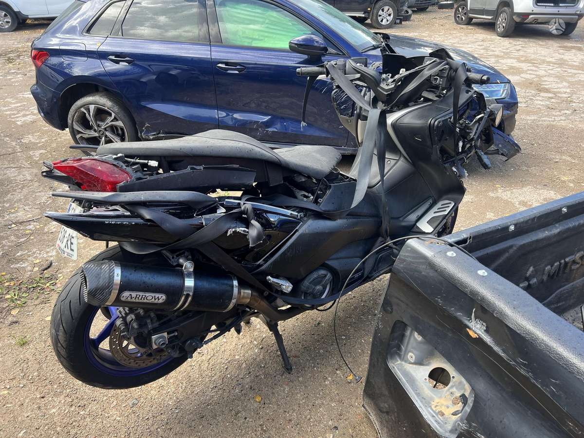 Yamaha TMAX 530 530cc, scooters / mopeds
