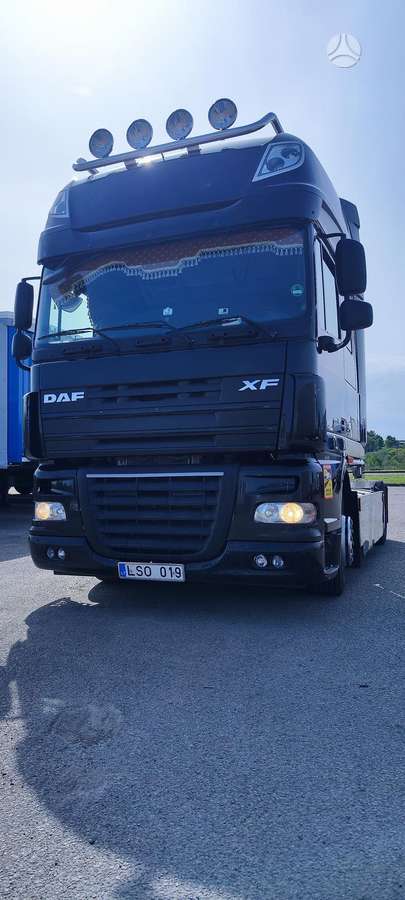 DAF 460 XF Low Deck, double sleeper