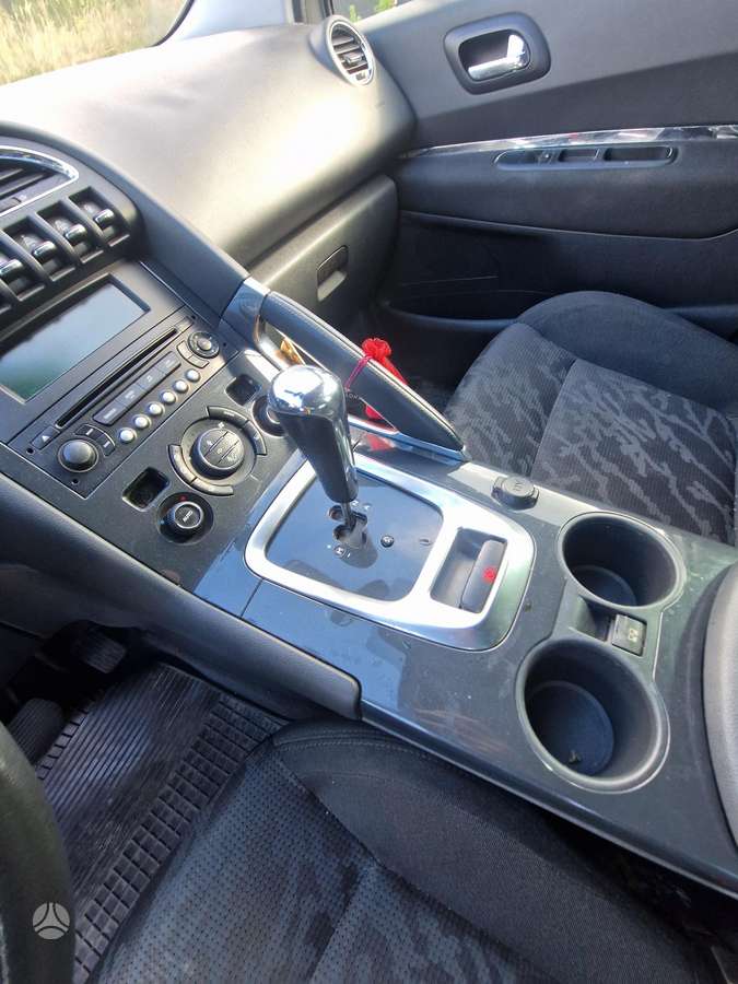 Peugeot 3008 по частям