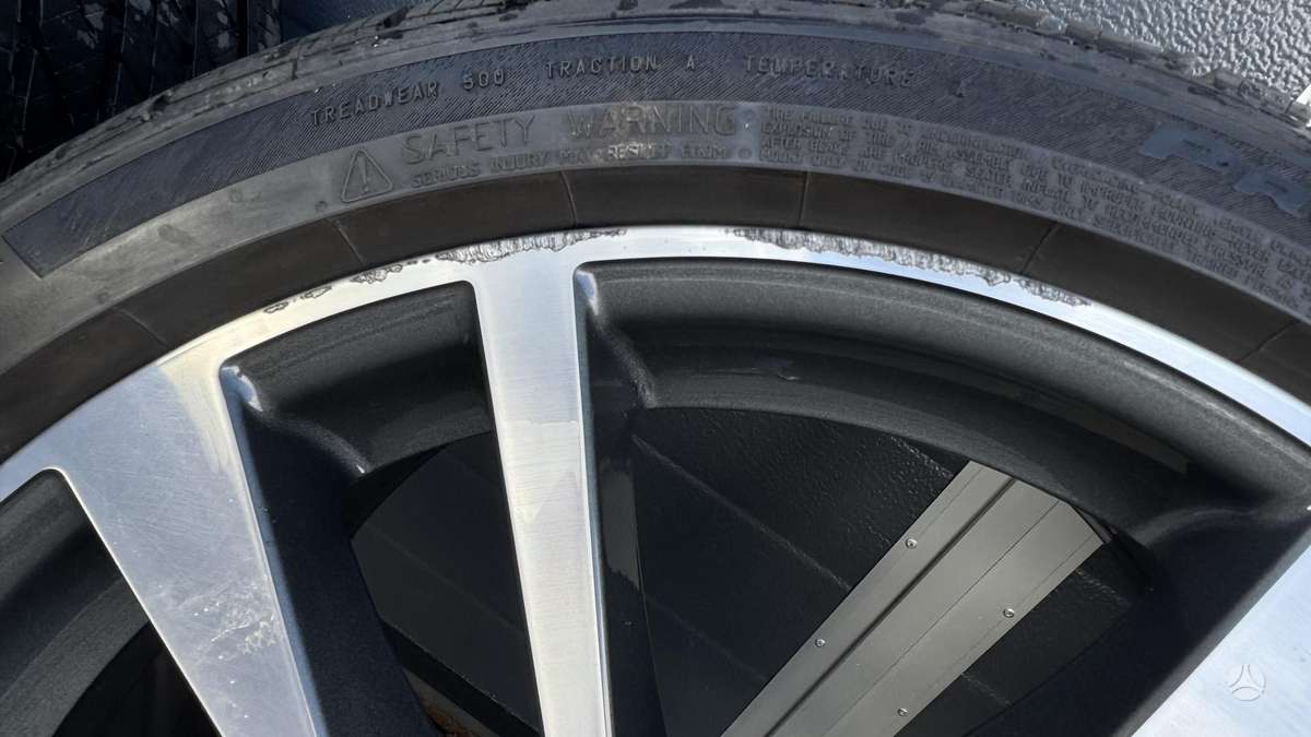 Audi S5, light alloy, R19