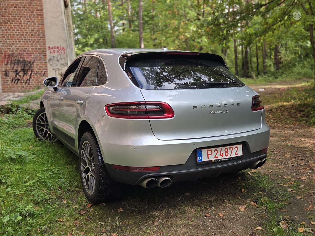 Porsche Macan, 3.0 l., off-road / crossover