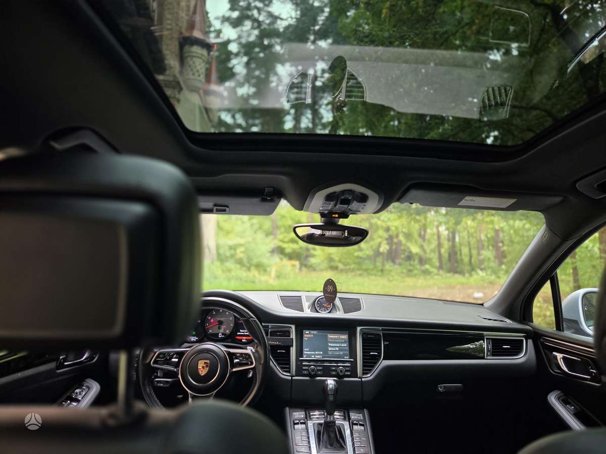 Porsche Macan, 3.0 l., off-road / crossover