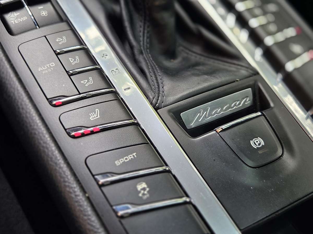 Porsche Macan, 3.0 l., off-road / crossover