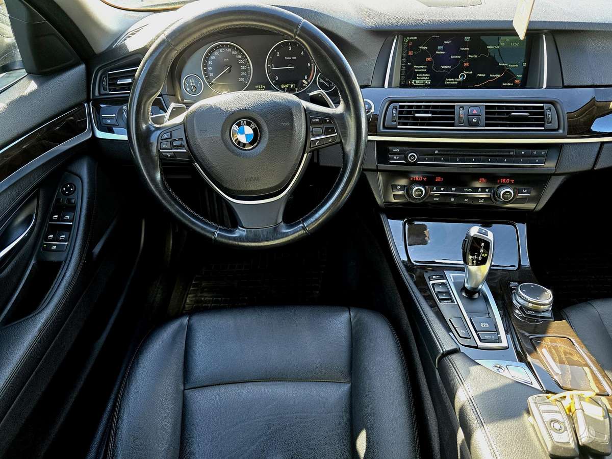 BMW 520, 2.0 l., wagon