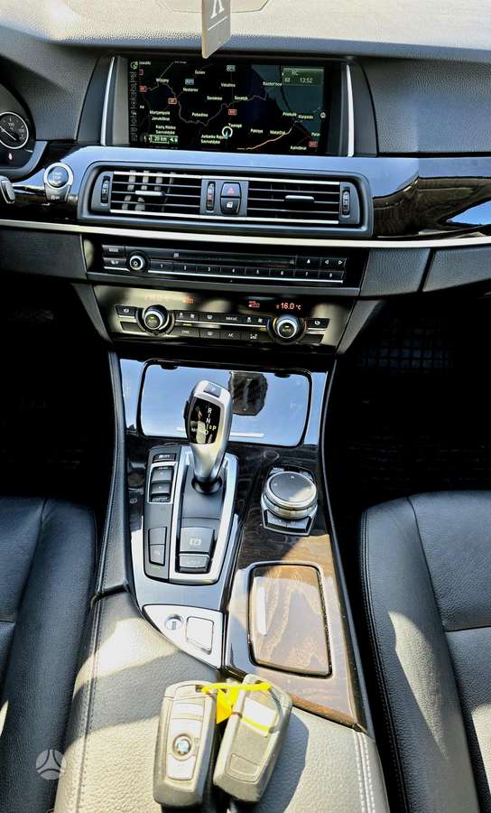 BMW 520, 2.0 l., Универсал