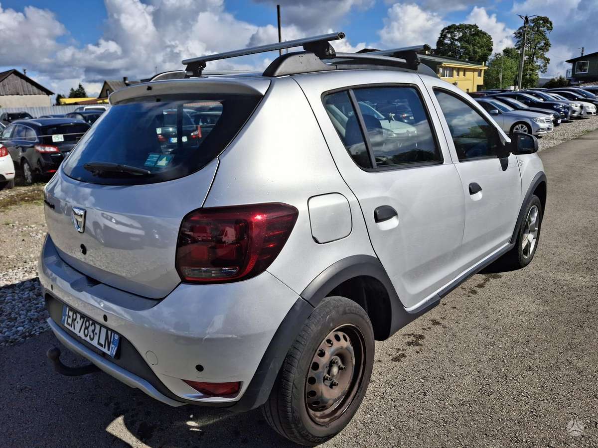 Dacia Sandero, 0.9 l., hatchback