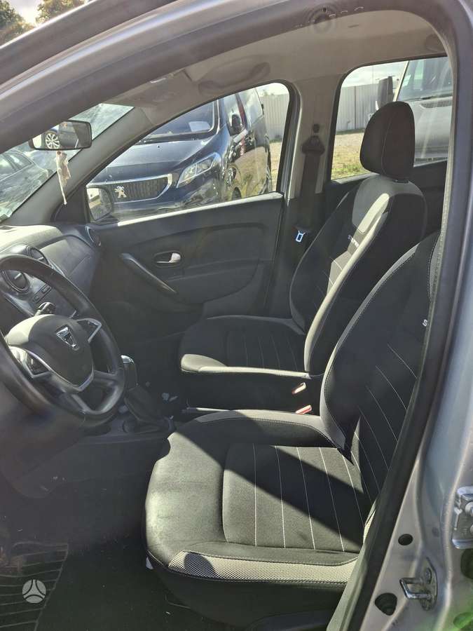 Dacia Sandero, 0.9 l., hatchback