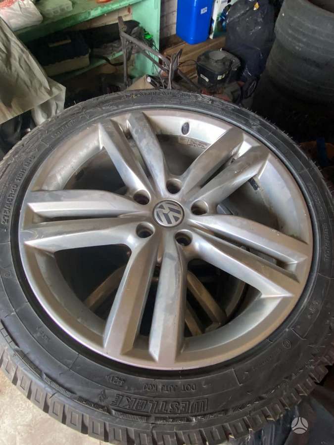 Volkswagen Taureg, light alloy, R20