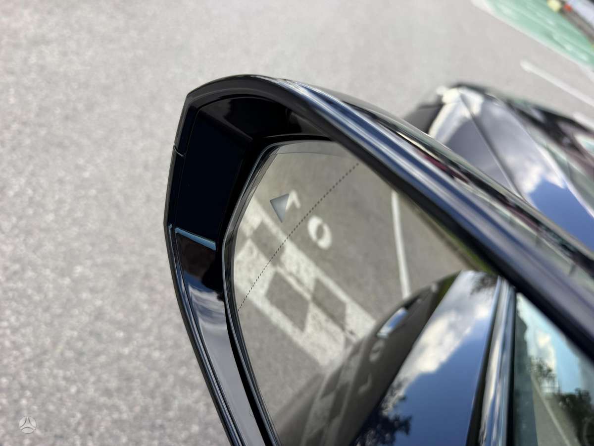 BMW i5, sedanas