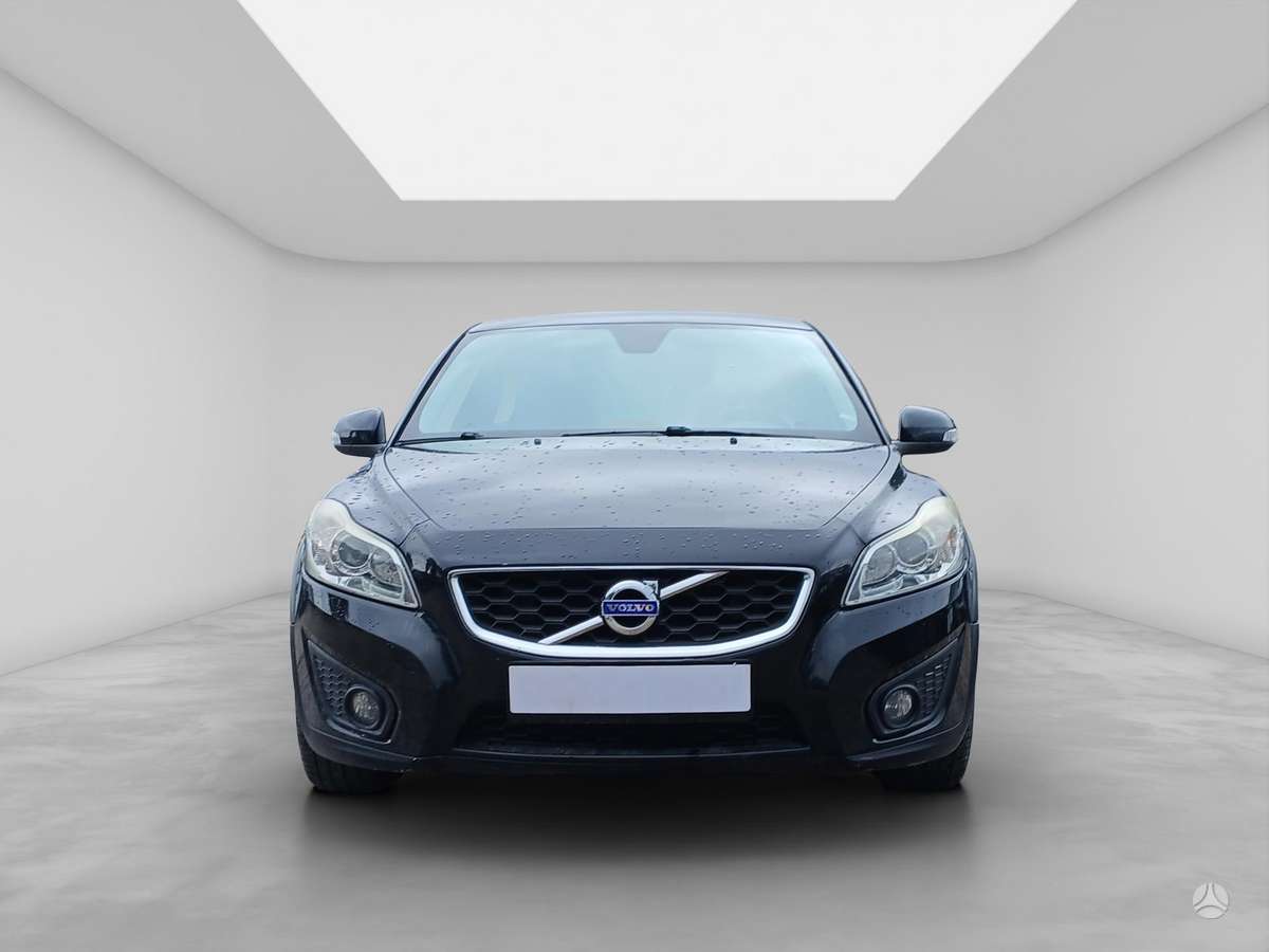 Volvo C30, 2.0 l., hatchback
