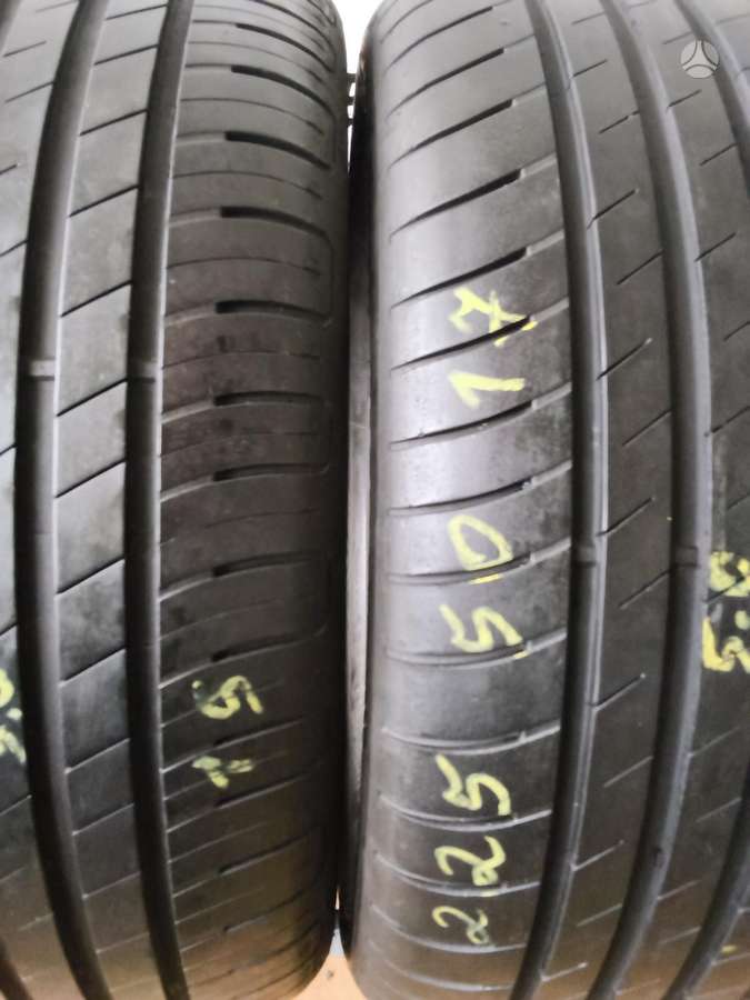 Goodyear Efficient Grip, летние 225/50 R17