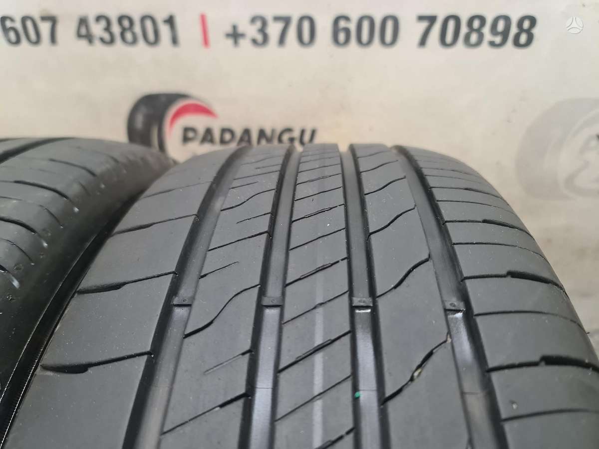Goodyear EfficientGrip Performance 2, summer 215/55 R18