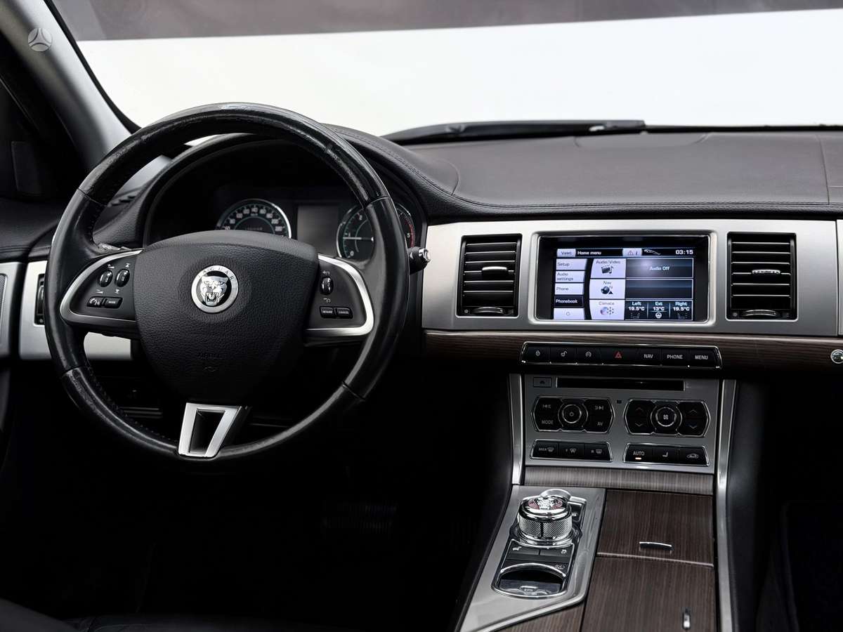 Jaguar XF, 2.2 l., Седан