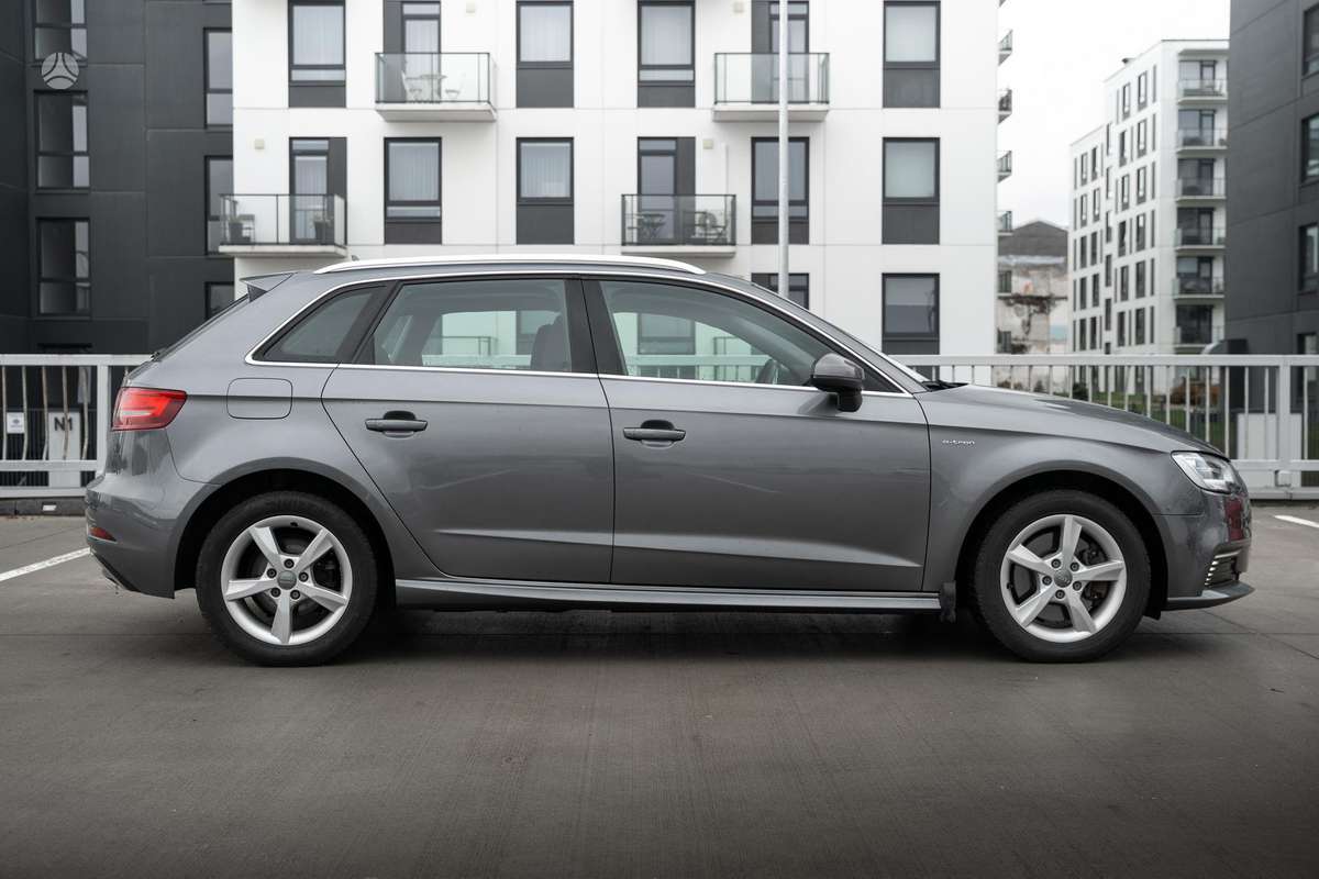Audi A3, 1.4 l., hatchback