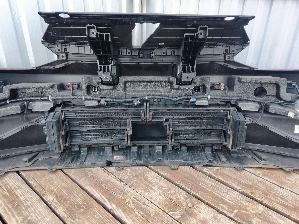 Kia EV6 bamperi