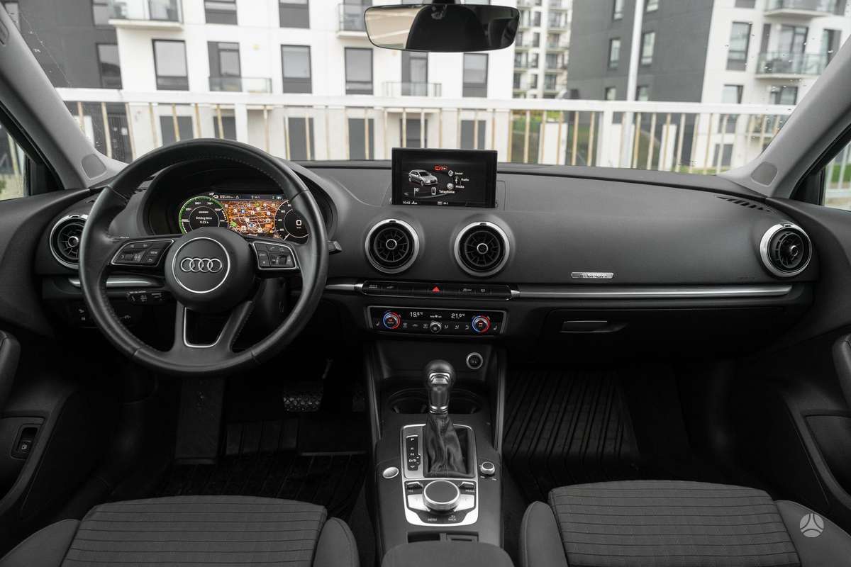 Audi A3, 1.4 l., hatchback