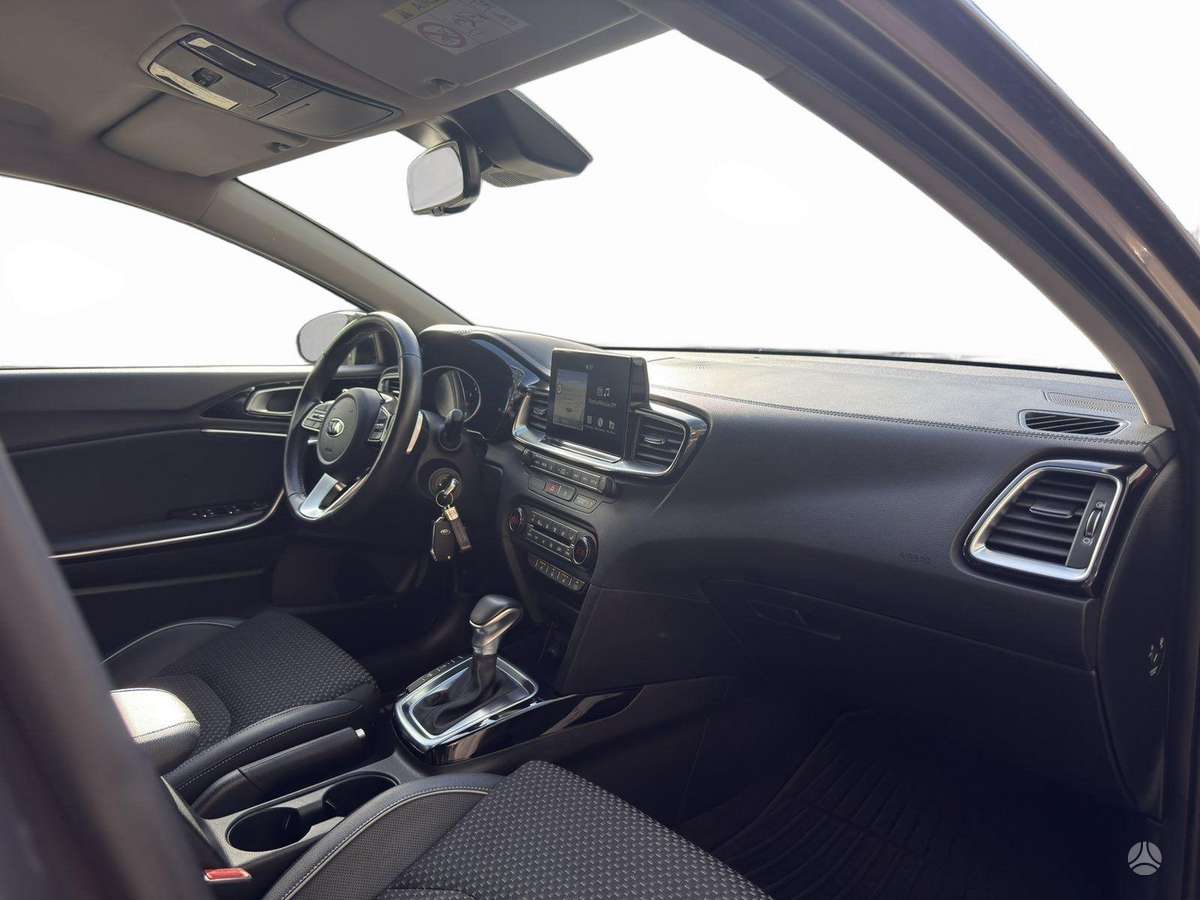 Kia Ceed, 1.4 l., Хэтчбек