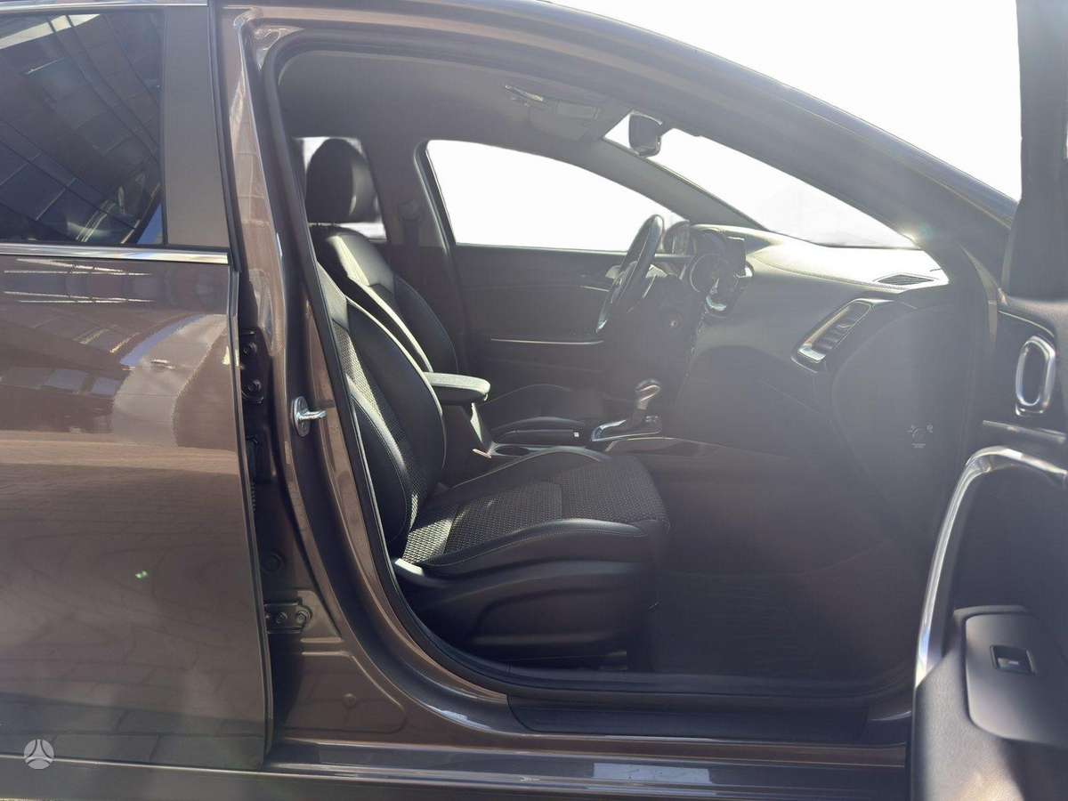 Kia Ceed, 1.4 l., Хэтчбек