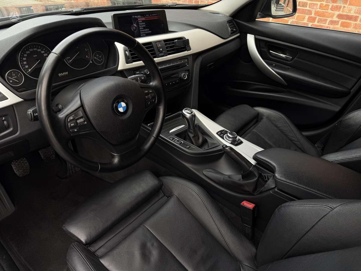BMW 320, 2.0 l., wagon