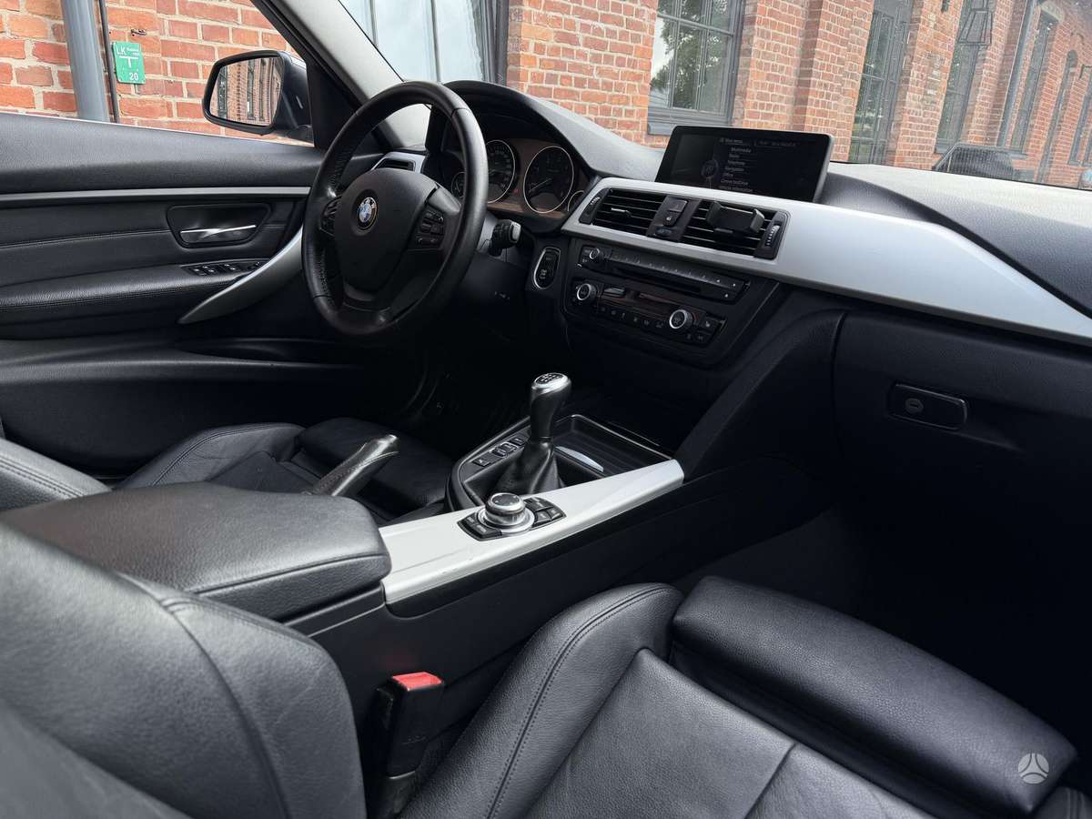 BMW 320, 2.0 l., wagon