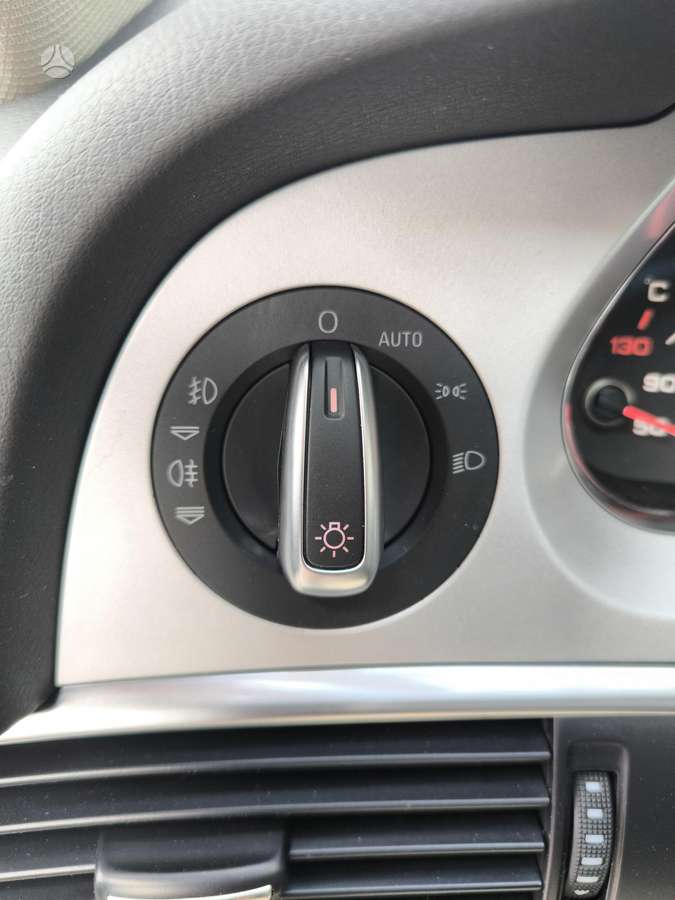 Audi A6, 3.0 l., universalas