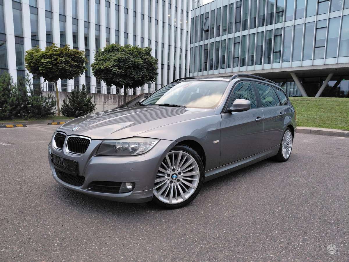 BMW 320, 2.0 l., universalas