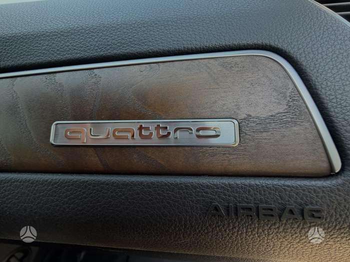 Audi Q5, 2.0 l., off-road / crossover