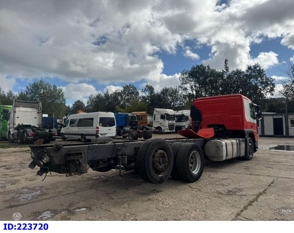 Volvo FM13 460 6x2 Euro5, шасси
