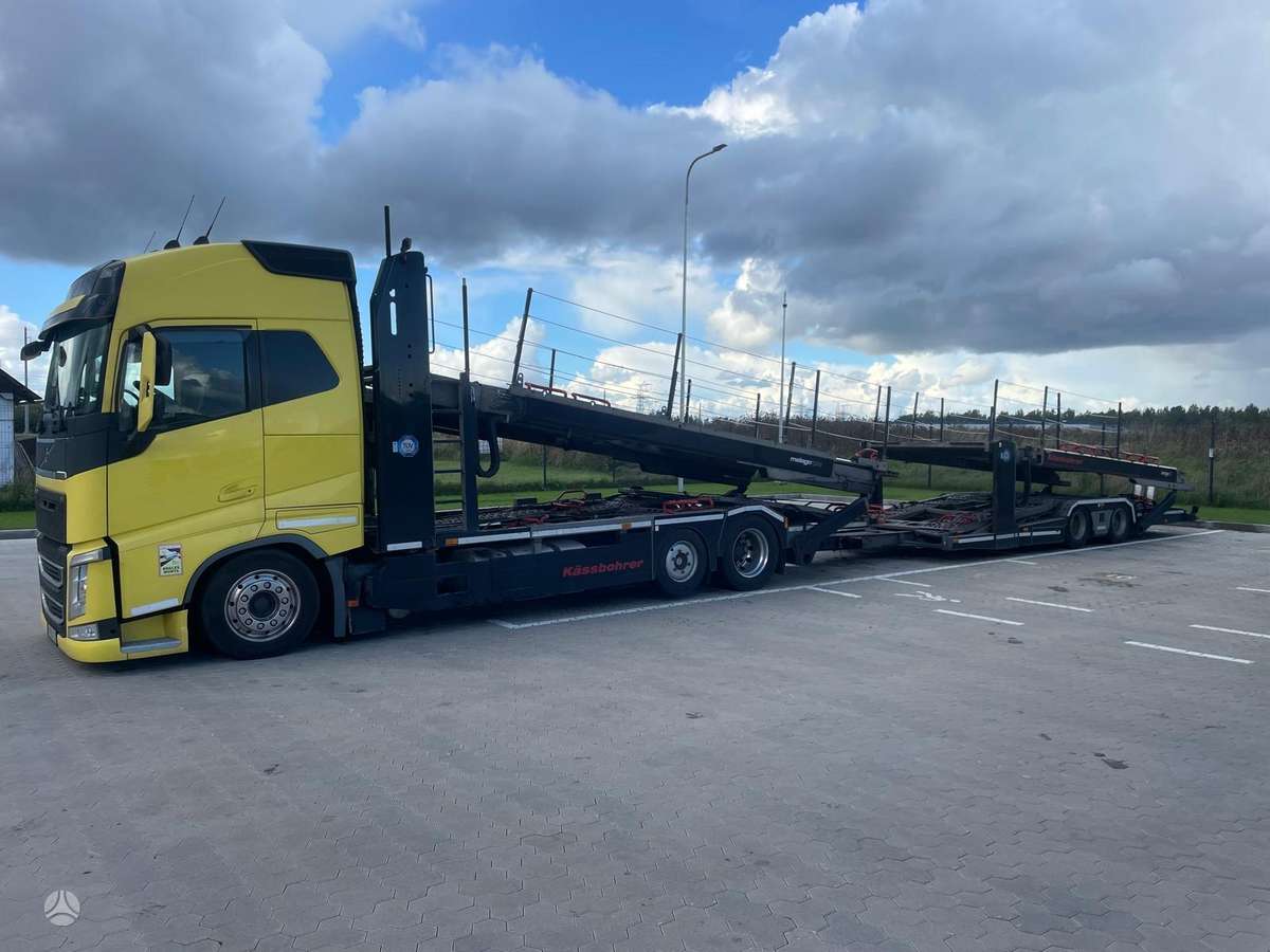 Volvo FH, auto transporters