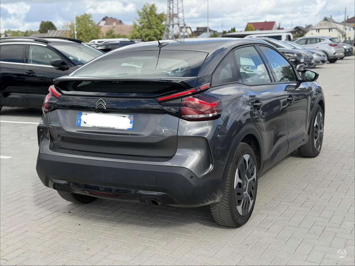 Citroen C4, 1.5 l., hatchback