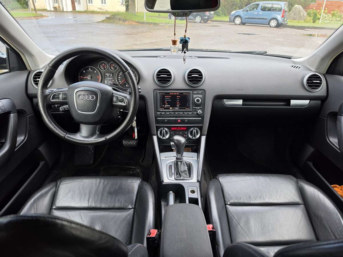 Audi A3, 2.0 l., Хэтчбек