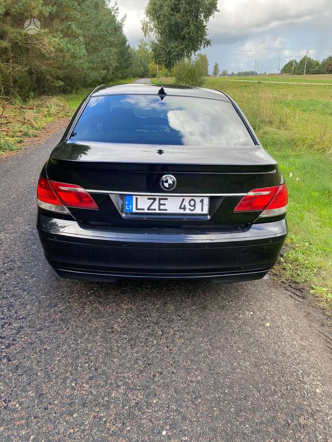 BMW 730, 3.0 l., Седан