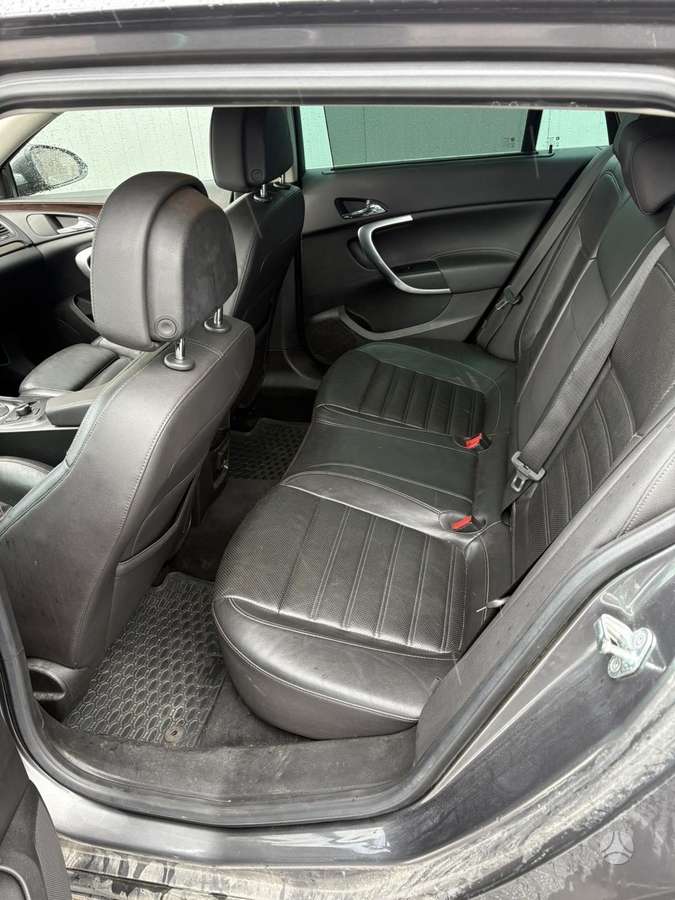 Opel Insignia, 2.0 l., wagon