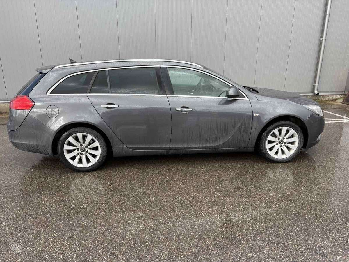 Opel Insignia, 2.0 l., wagon