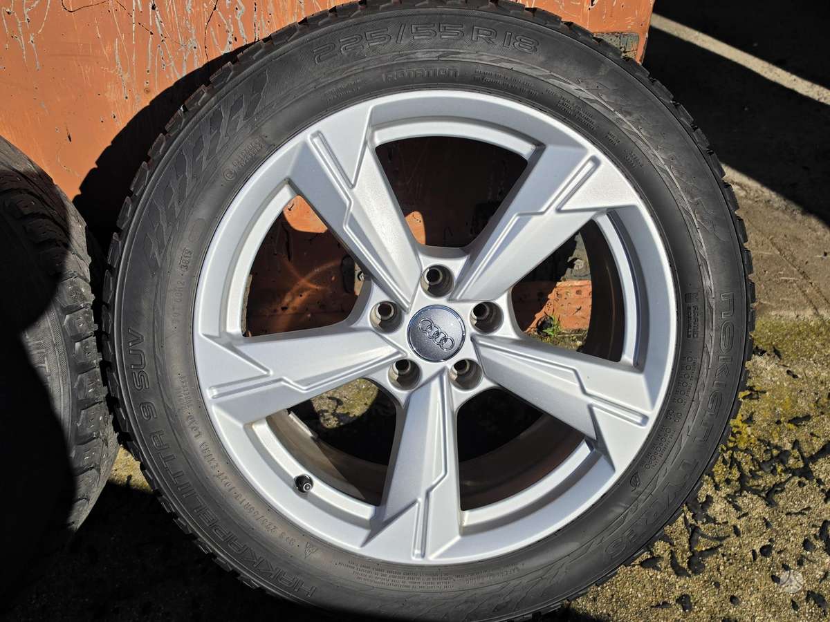 Audi 4K0601025D, lengvojo lydinio, R18