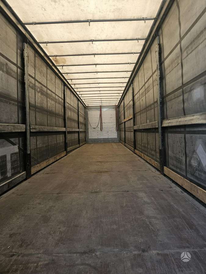 Schmitz SCS, curtain / tarpaulin