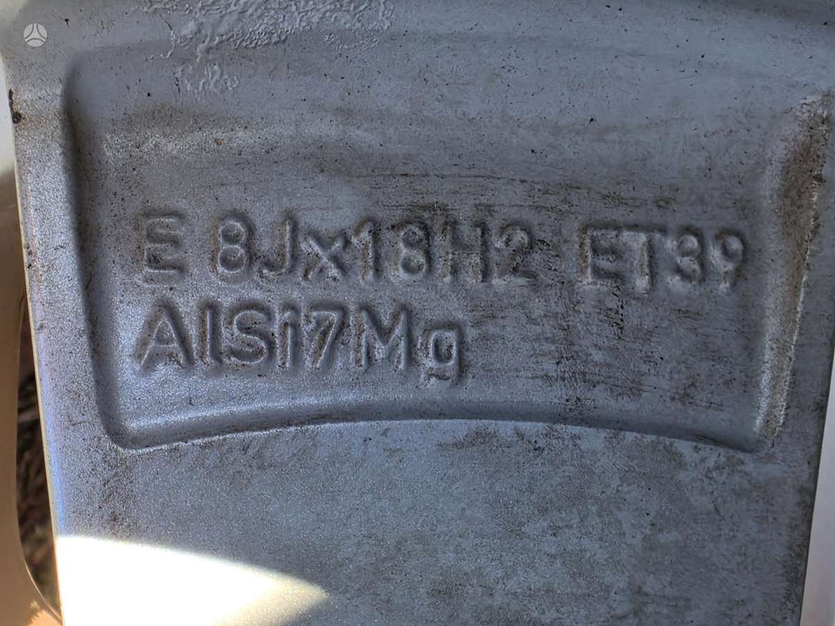 Audi 4K0601025D, lengvojo lydinio, R18