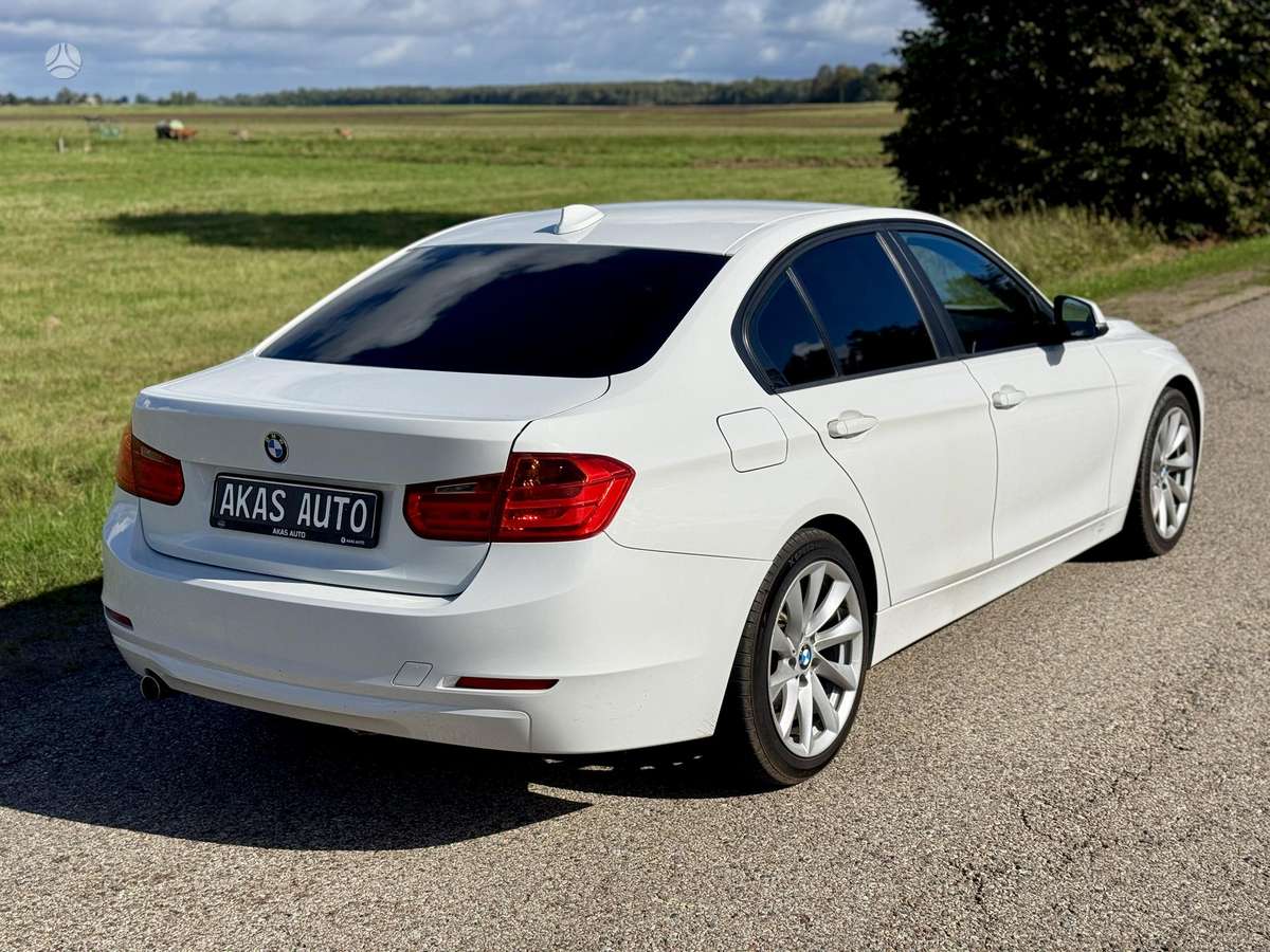 BMW 320, 2.0 l., Седан
