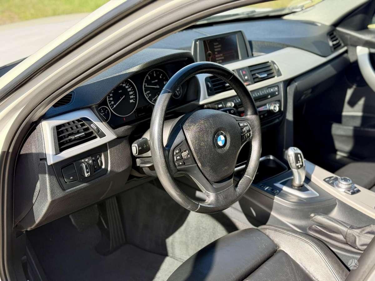 BMW 320, 2.0 l., sedanas