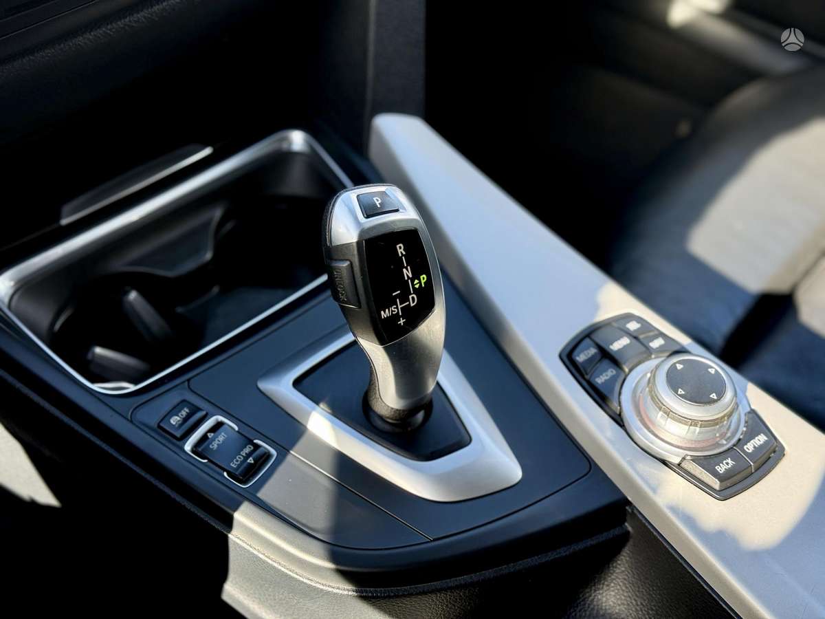 BMW 320, 2.0 l., sedanas