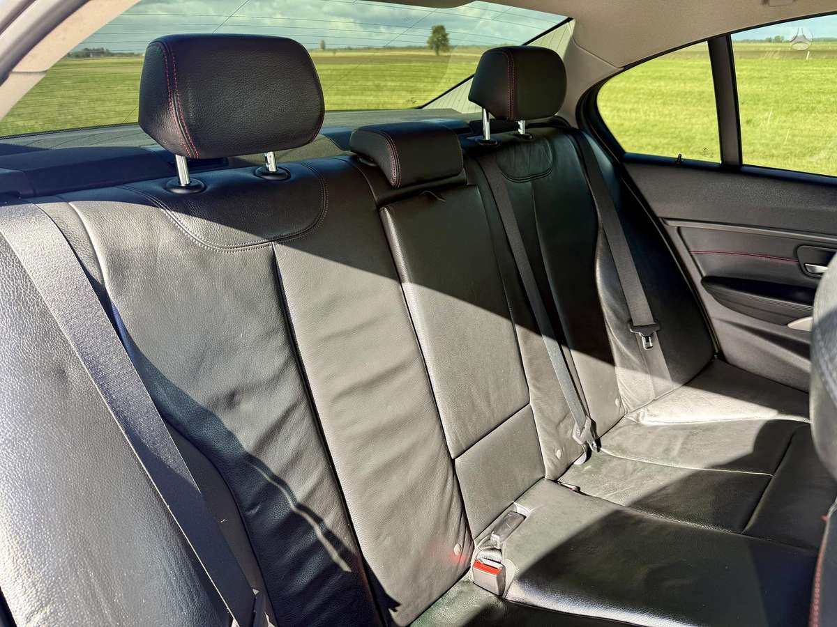 BMW 320, 2.0 l., sedanas