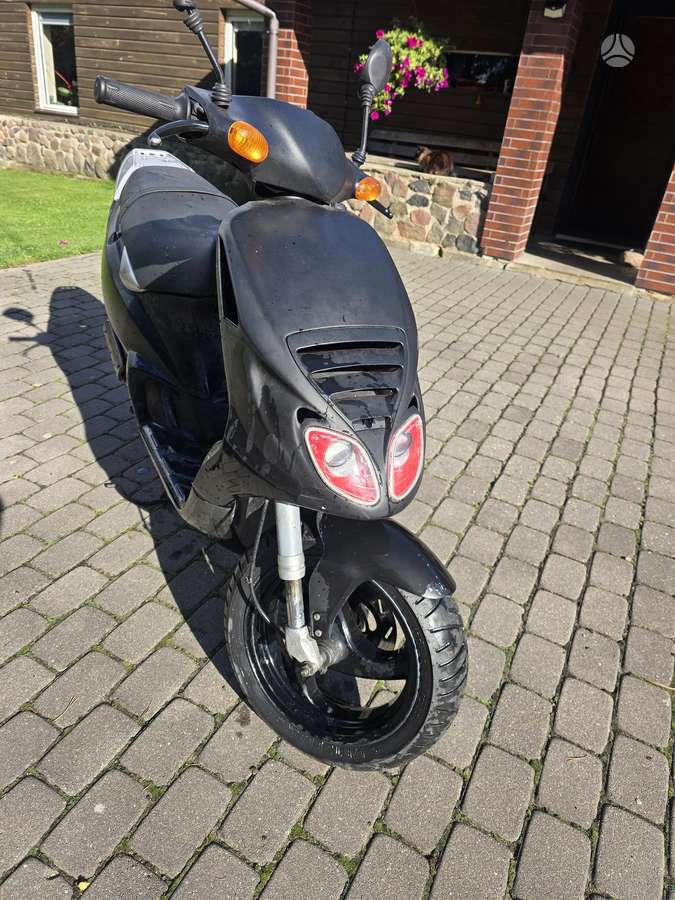 Piaggio NRG 49cc, scooters / mopeds