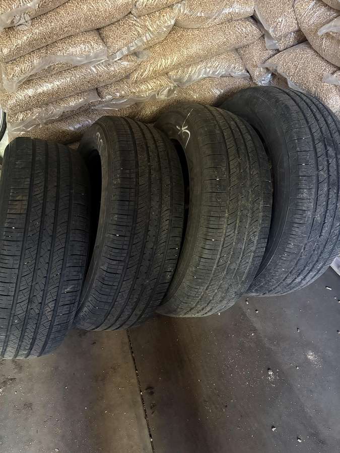 ARIVO, всесезонные 275/60 R20