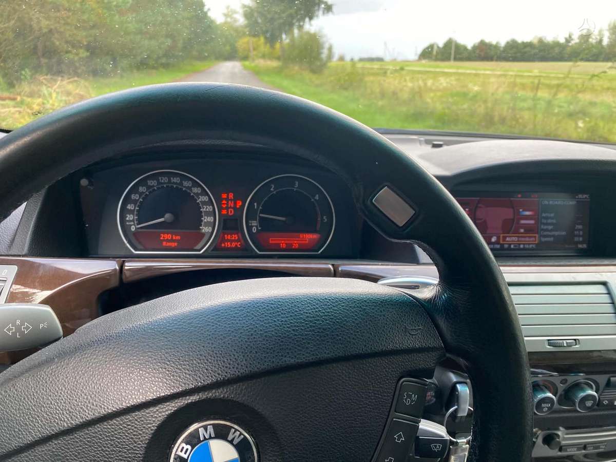 BMW 730, 3.0 l., Седан