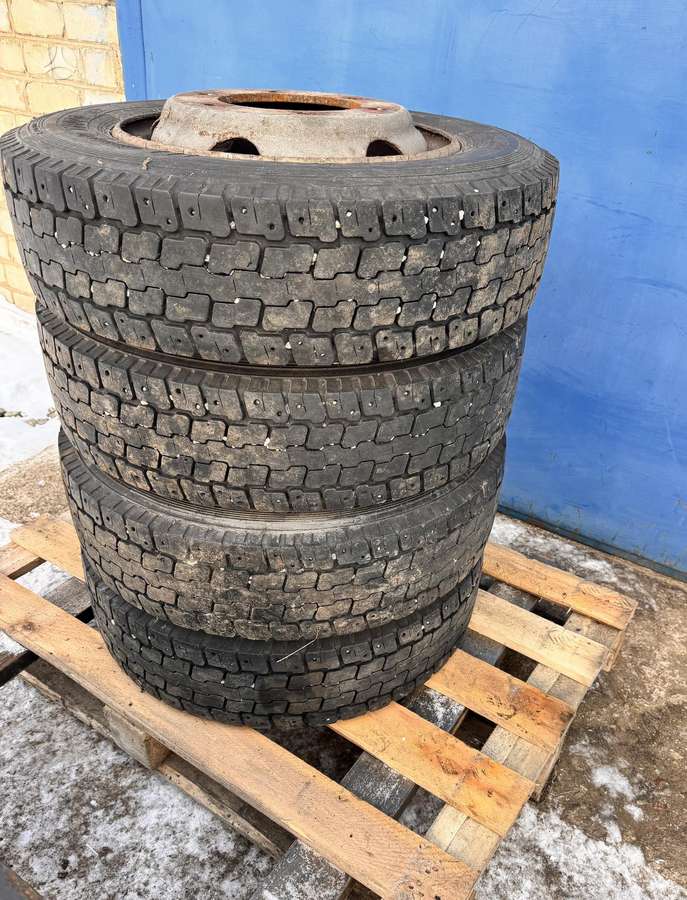 Uniroyal T6000, universalios 205/75 R17,5